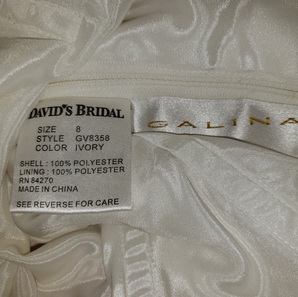 Wedding Dress - Picture 5 of 5